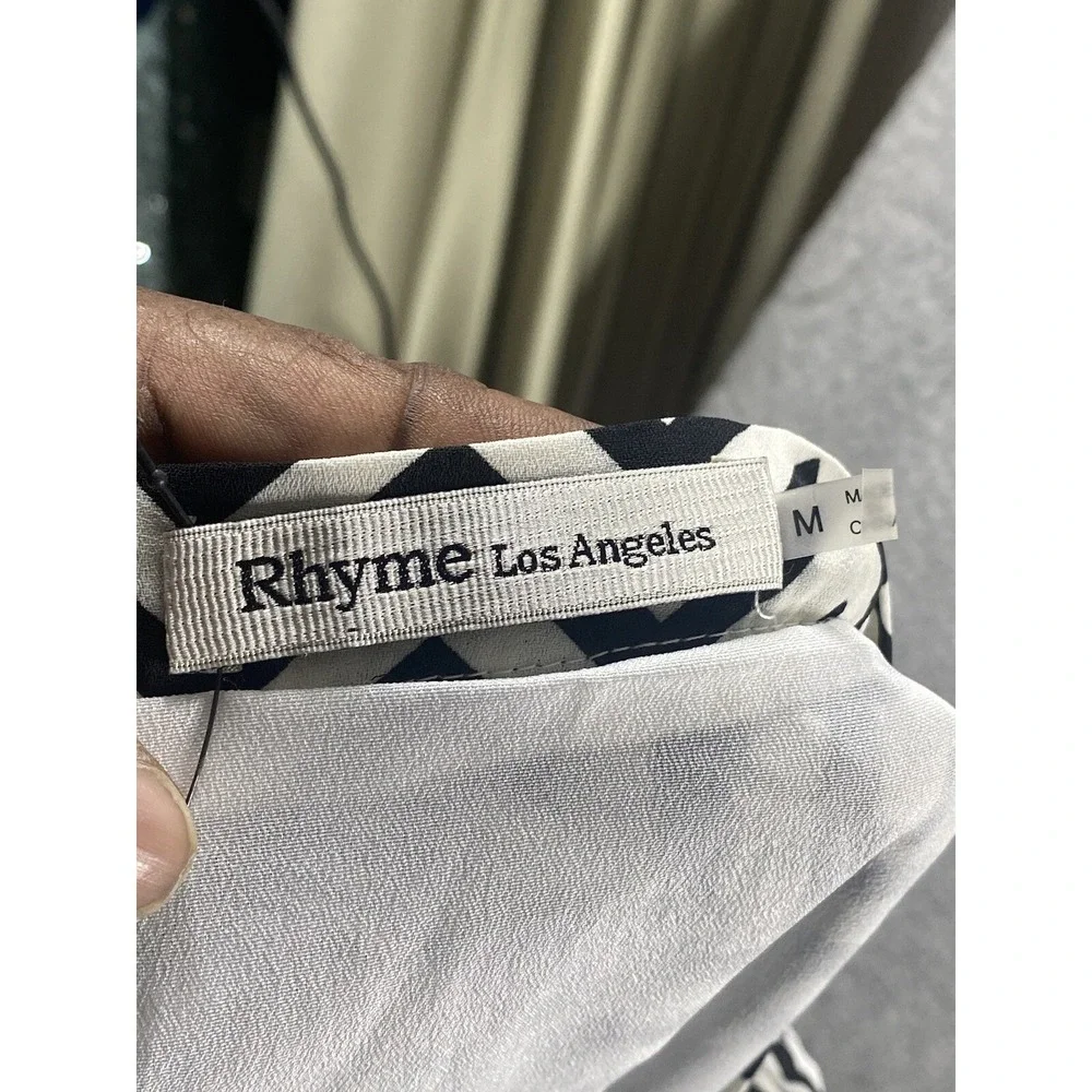 Rhyme Los Angeles Womens Black and‎ White Chevron Skirt Size Medium